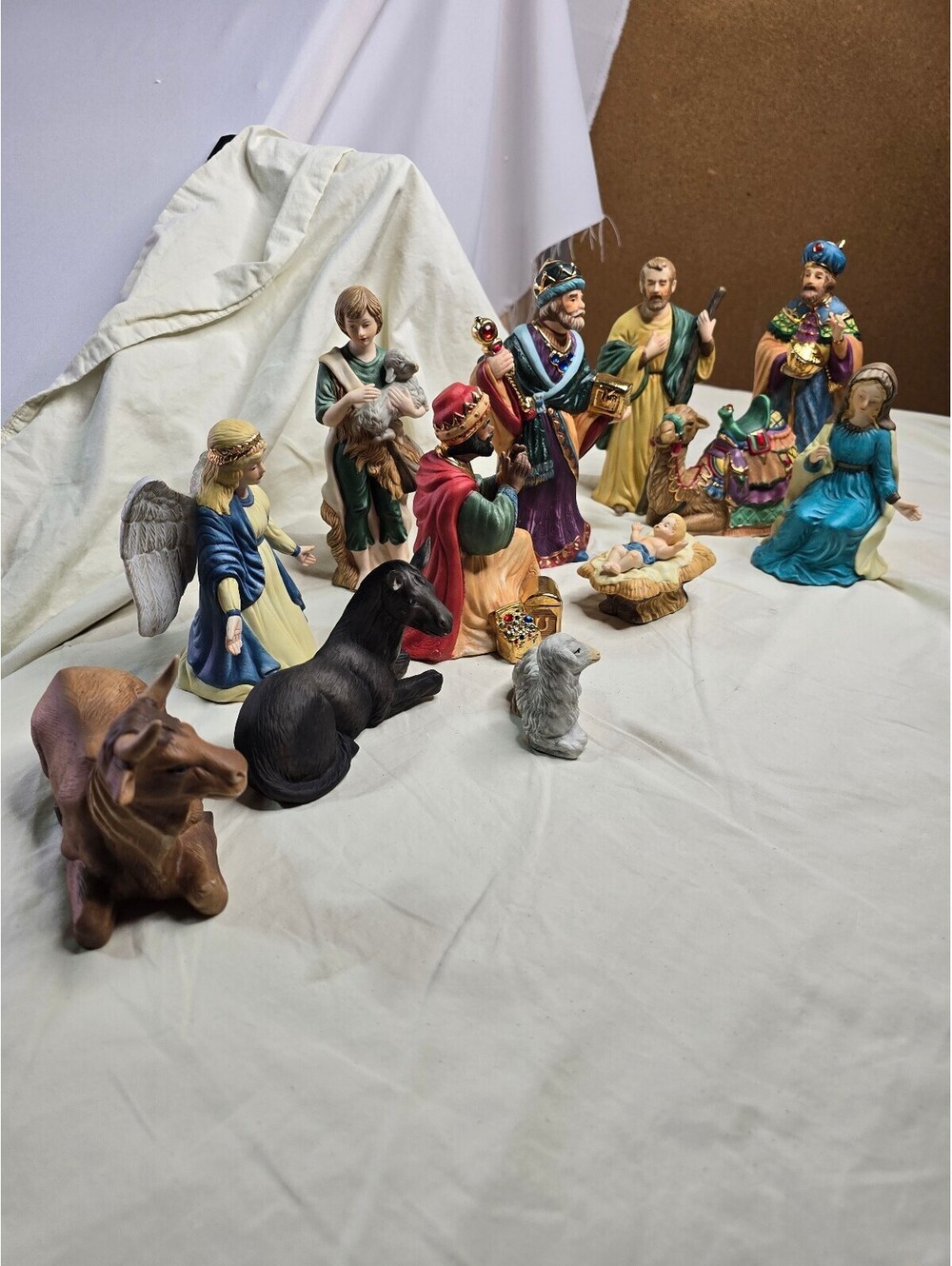 Hand Painted Porcelain Nativity Set with 12 Figurines in Original Box
